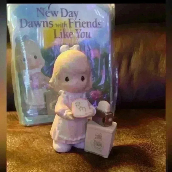 Precious moments 1997 a toast to you - Picture 3 of 4